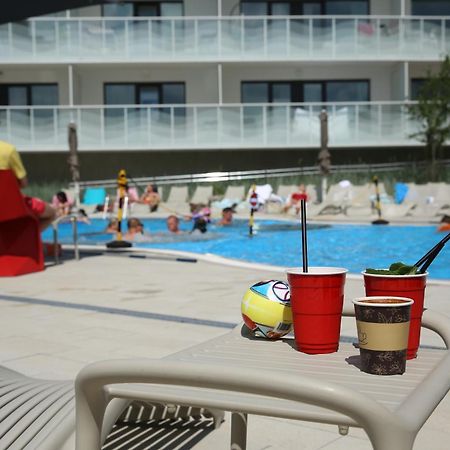 Apartament Lux Tukan B004, Polanki Aqua - Holiday City Kolobrzeg Ngoại thất bức ảnh