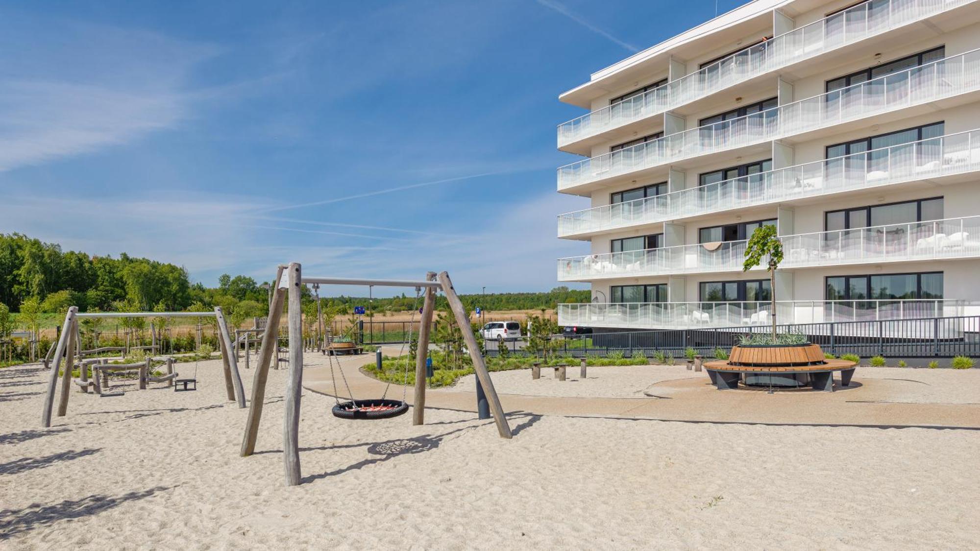 Apartament Lux Tukan B004, Polanki Aqua - Holiday City Kolobrzeg Ngoại thất bức ảnh
