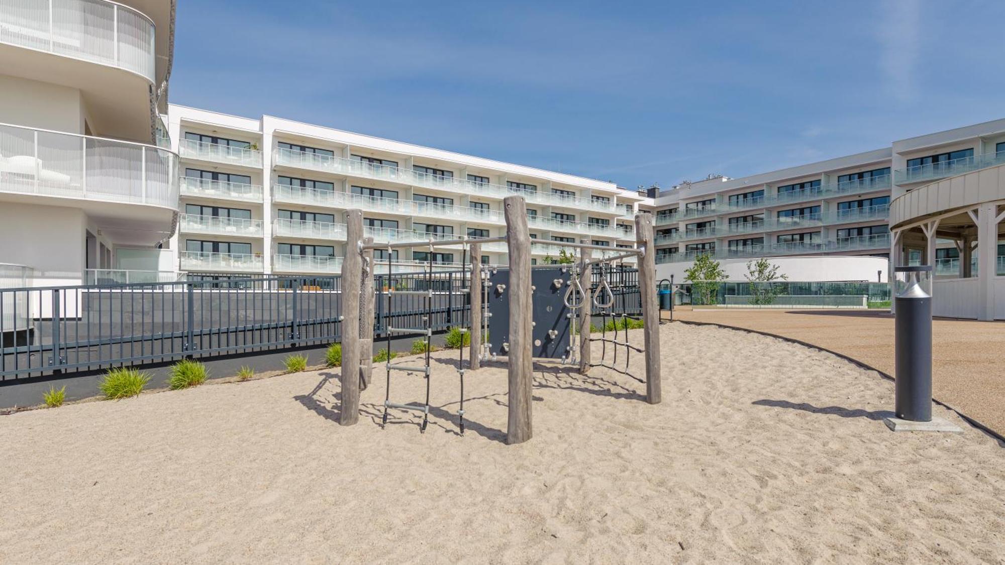 Apartament Lux Tukan B004, Polanki Aqua - Holiday City Kolobrzeg Ngoại thất bức ảnh